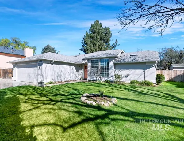 9288 W Holt St, Boise, ID 83704