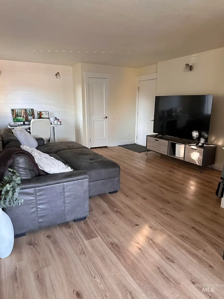 7024 Colehaven, Boise, ID 83704 - #3