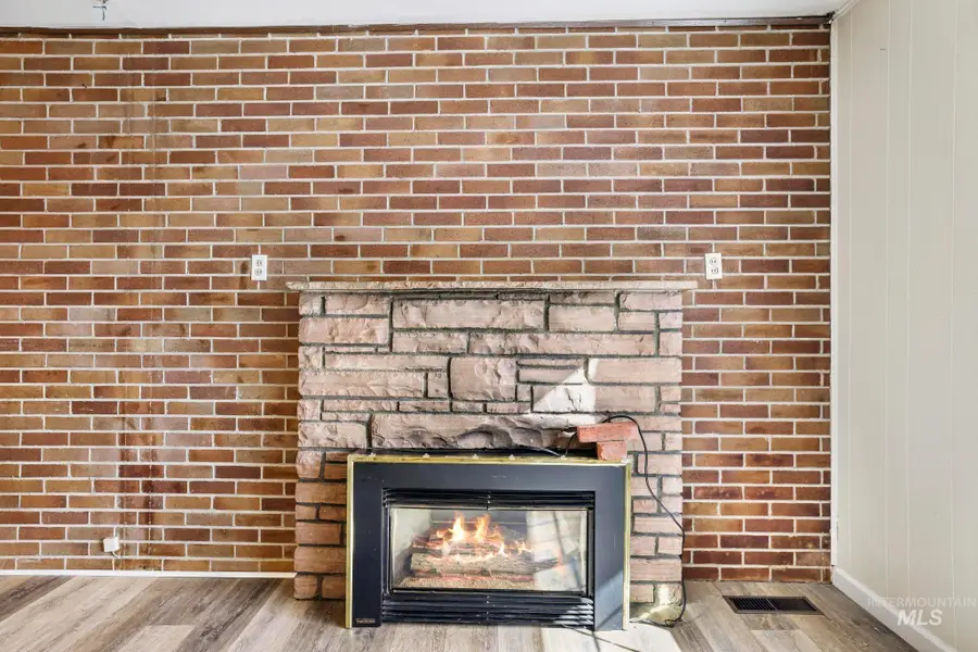 929 Nevada St., Gooding, ID 83330 - #3