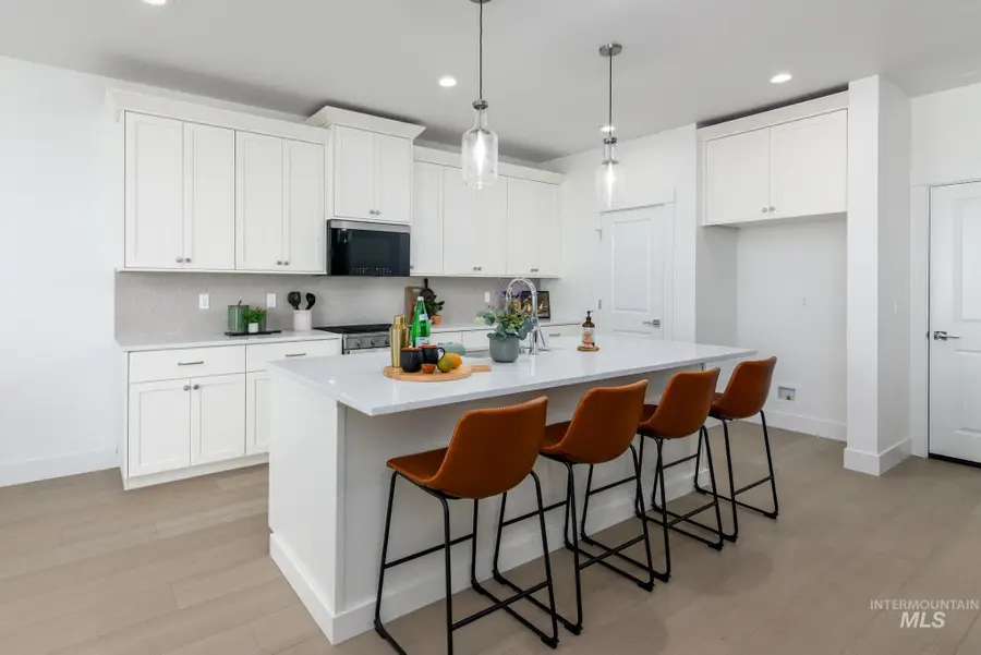 9017 W Tamworth Dr, Star, ID 83669 - #3