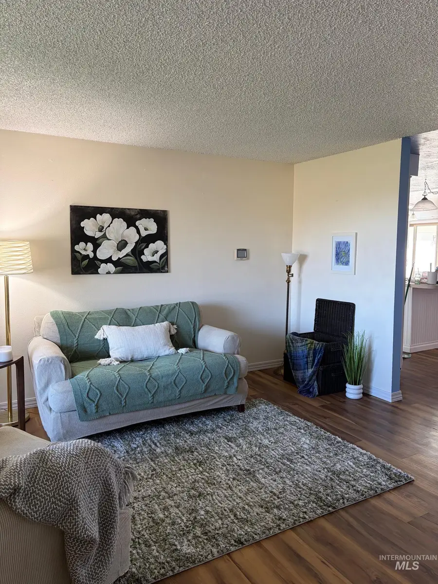 711 W Elm, Caldwell, ID 83605 - #3