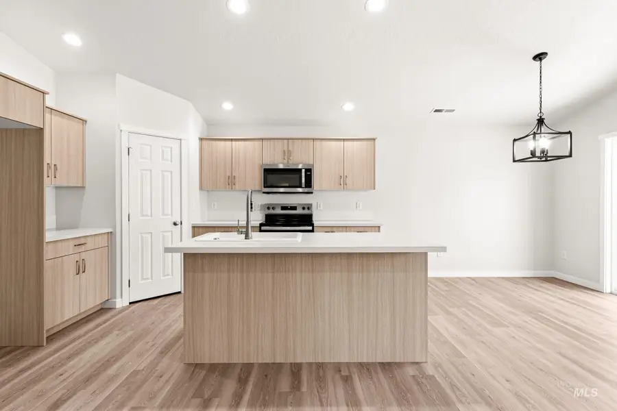 13736 Inman Ct, Caldwell, ID 83607 - #3