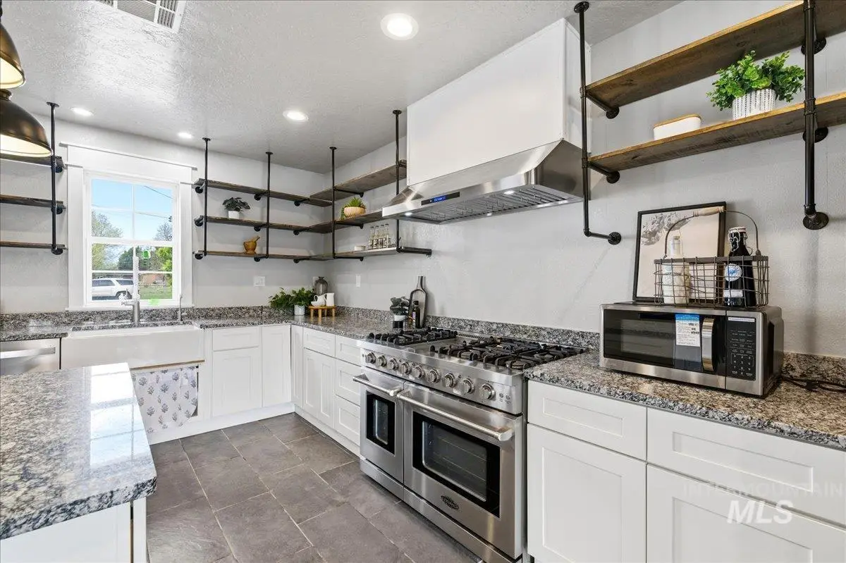 1750 American Legion Blvd, Mountain Home, ID 83647 - #1