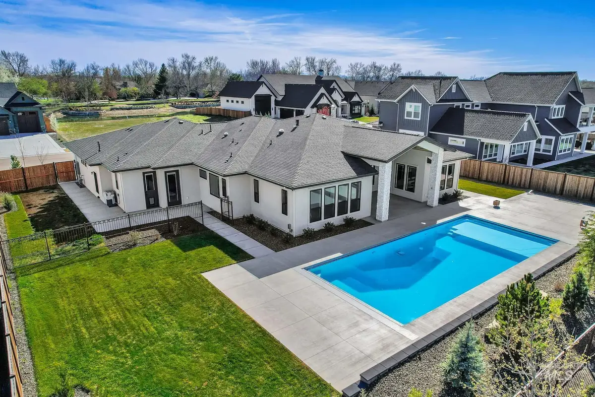 7906 W Heugh Ln, Eagle, ID 83616 - #1