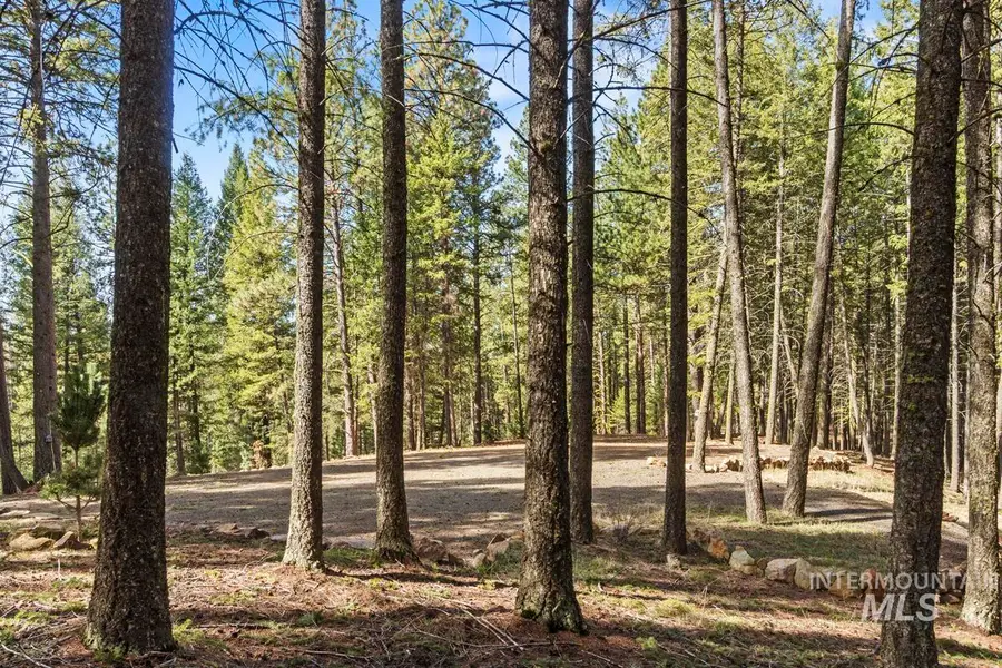 150 Mountain Air Drive, Cascade, ID 83611 - #2