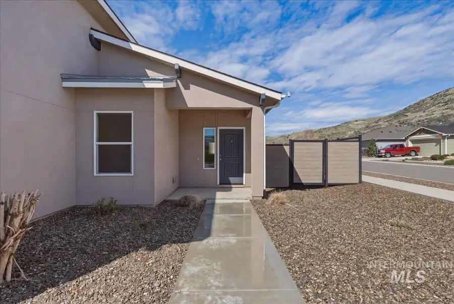 5542 W Old Ranch St, Eagle, ID 83714 - #2