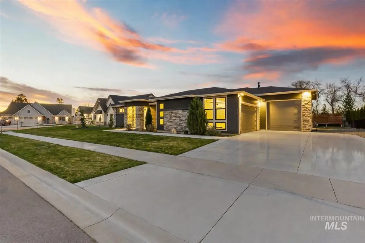 3882 W Haverhill St, Eagle, ID 83616 - #1