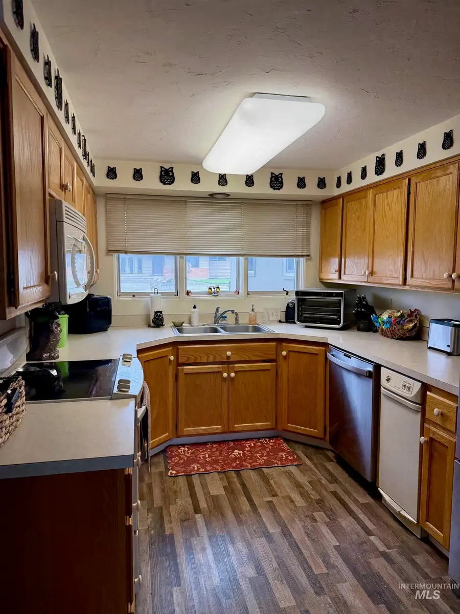 820 Burrell Ave, Lewiston, ID 83501 - #3