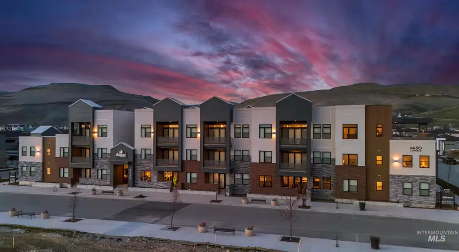 4430 E Haystack St #207, Boise, ID 83716 - #2