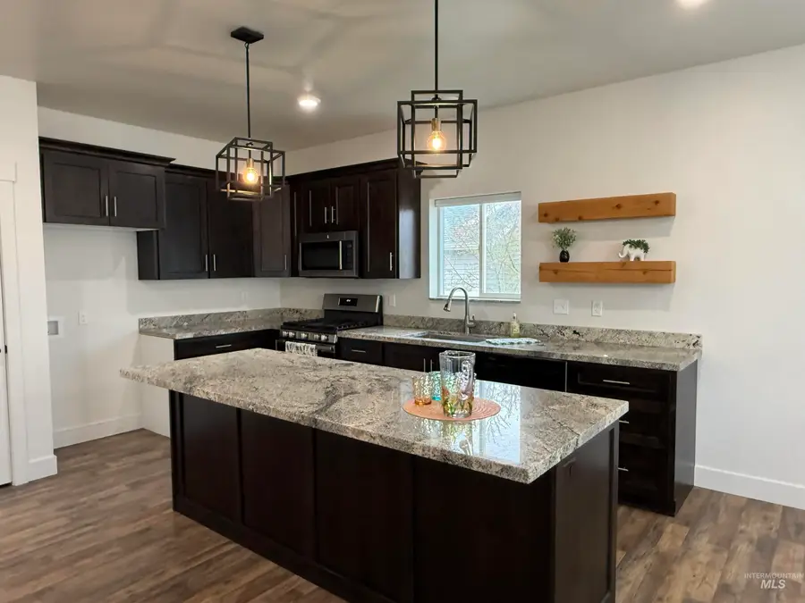 1011 Thunder Mountain St, Kimberly, ID 83341 - #3