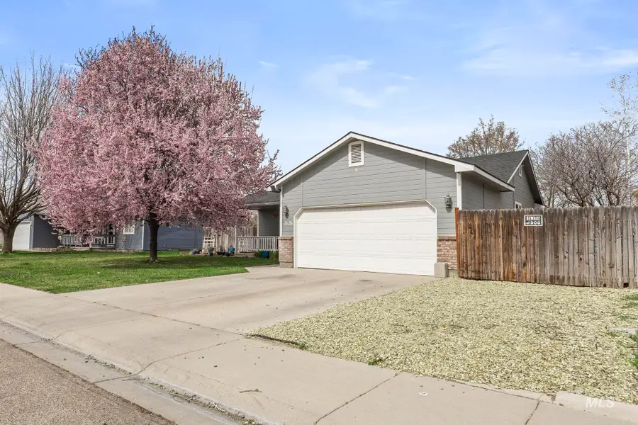 1026 W Edwards Ave, Nampa, ID 83686 - #2