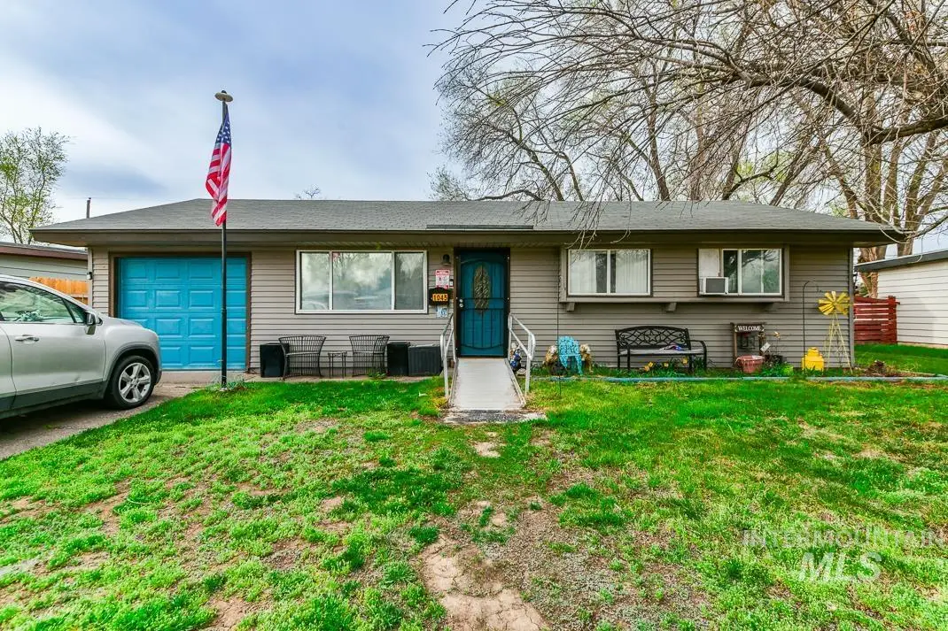 1045 E 16th N, Mountain Home, ID 83647 - #1