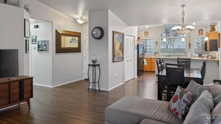 5222 N Joe Robbie Ave, Boise, ID 83713 - #3