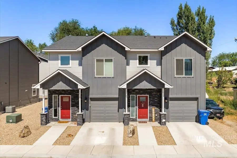 701 E Bates Ave, Parma, ID 83660 - #3