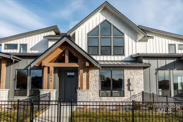 2053 W Freya Ct, Eagle, ID 83616