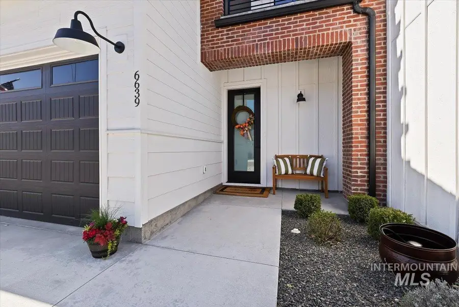 6639 N Asissi Ln, Meridian, ID 83646 - #3