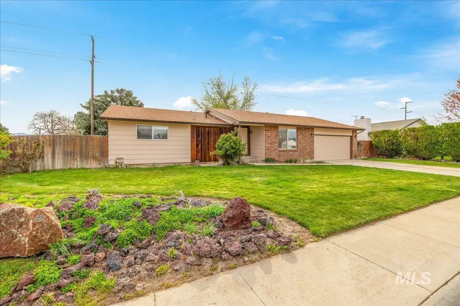 5744 N Millrun Avenue, Garden City, ID 83714 - #2