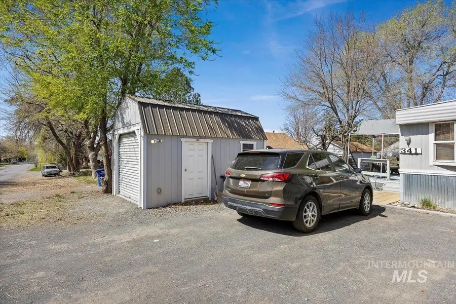 341 Bruneau Street East, Hagerman, ID 83332 - #2