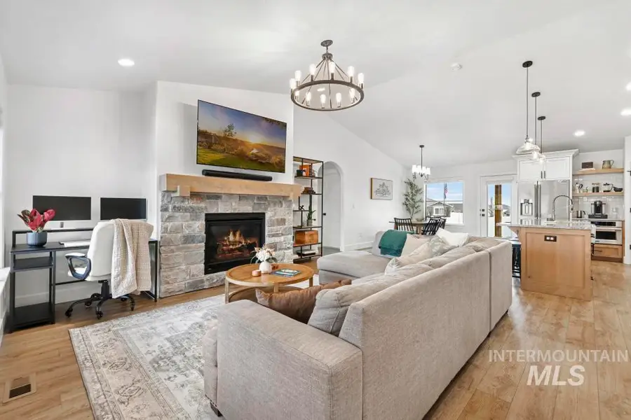 1432 Clearwater Way, Twin Falls, ID 83301 - #3