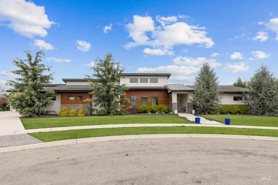 3672 W Red Jade Ct, Meridian, ID 83646 - #2