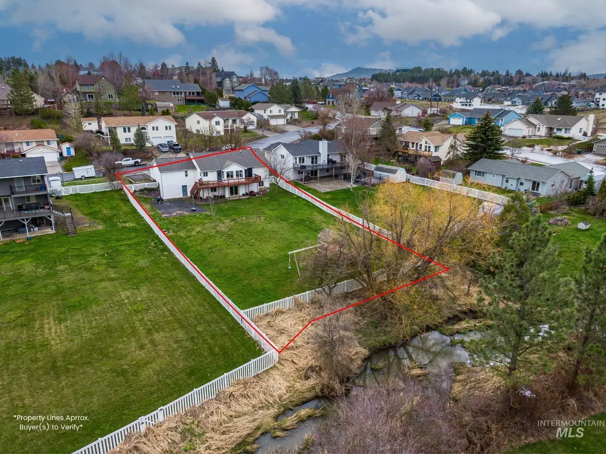 237 Sunrise Dr, Moscow, ID 83843 - #1