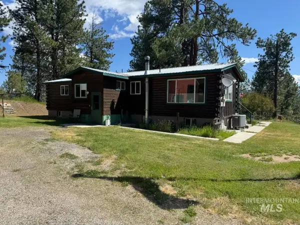 643 S Main Street, Cascade, ID 83611