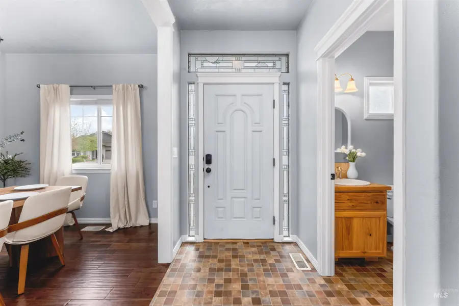 1307 W Belknap, Nampa, ID 83686 - #2