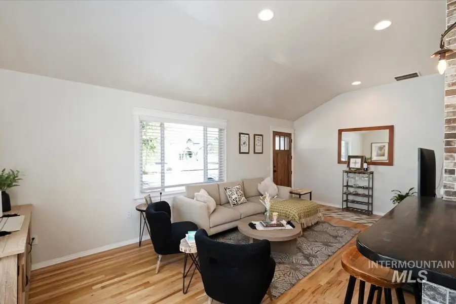 2705 W Sunset, Boise, ID 83702 - #3