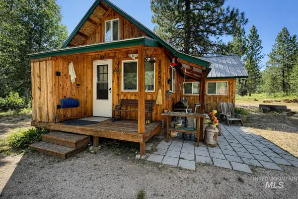 457 Engleman Rd, Prairie, ID 83647