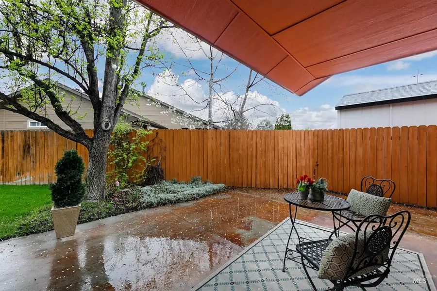 947 N Echohawk Way, Eagle, ID 83616 - #2