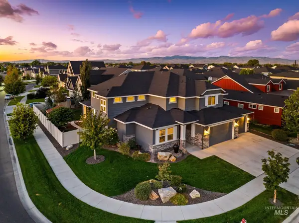 2362 E Shady Glade Dr, Meridian, ID 83642