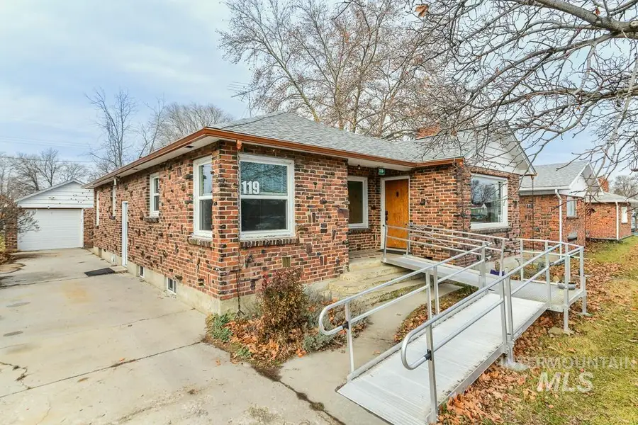 119 S Holly Street, Nampa, ID 83686 - #2