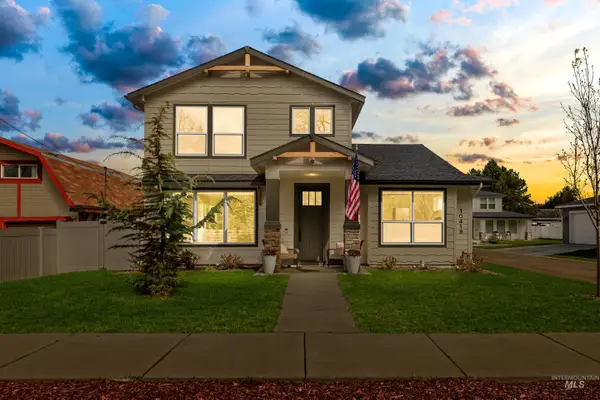 10418 W Shields Ave, Garden City, ID 83714