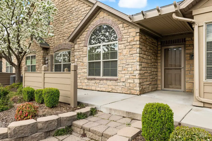 1538 N Mckinney Lane, Boise, ID 83704 - #3