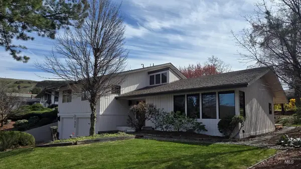 338 W Shiloh Drive, Lewiston, ID 83501