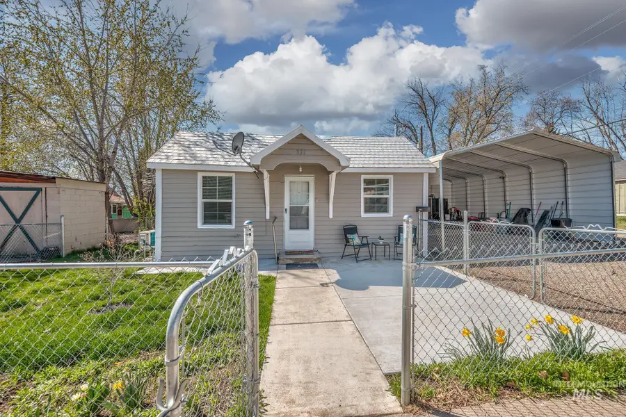331 E 4th St, Weiser, ID 83672 - #2