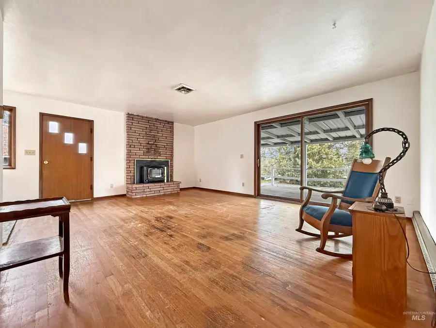 925-929 E 8th, Moscow, ID 83843 - #2