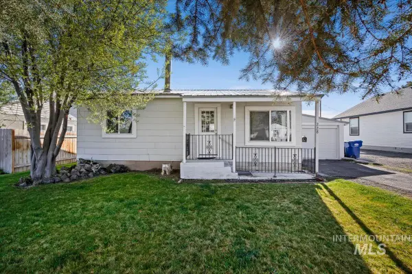 228 Madrona Street, Twin Falls, ID 83301