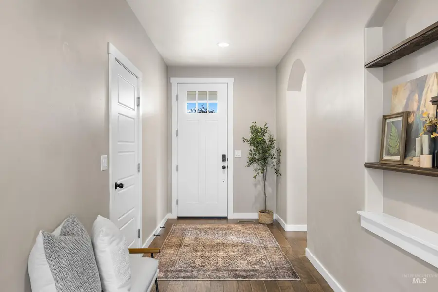 5898 W Galloway St, Boise, ID 83714 - #3