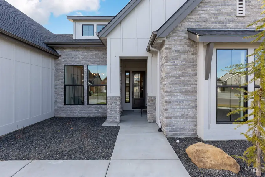 5879 S Highmark Ave, Meridian, ID 83642 - #3