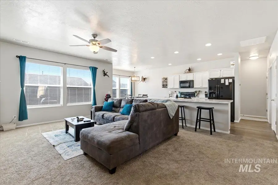 843 SW Levant Way, Mountain Home, ID 83647 - #3