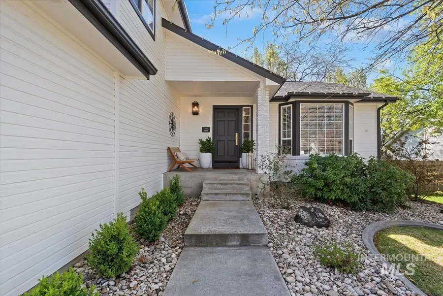 1917 E Shalimar Dr, Eagle, ID 83616 - #3