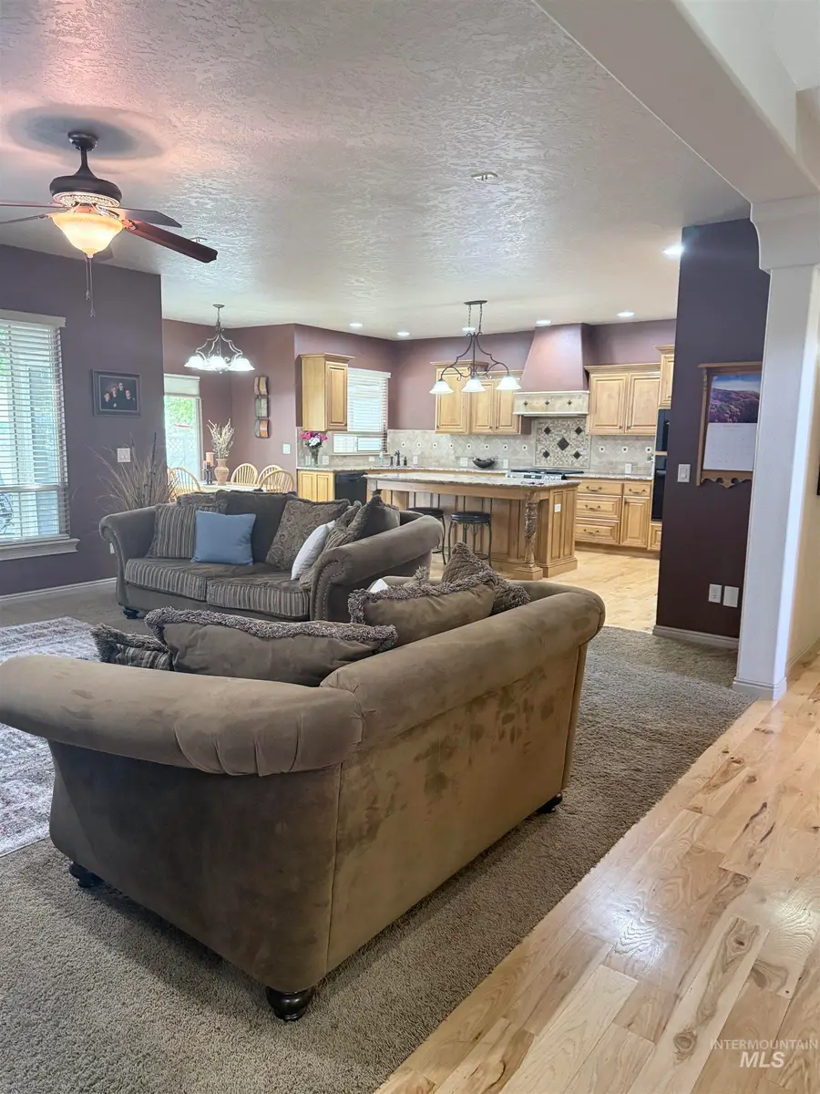 1809 W Milazzo St, Meridian, ID 83646 - #3