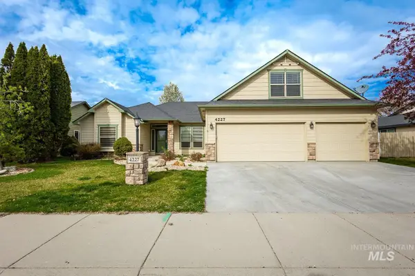 4227 N Rhodes Ave, Meridian, ID 83646