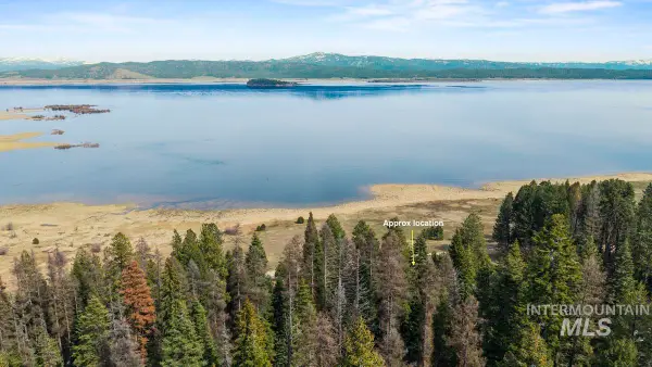 30 Burnt Wagon Trail, Donnelly, ID 83615