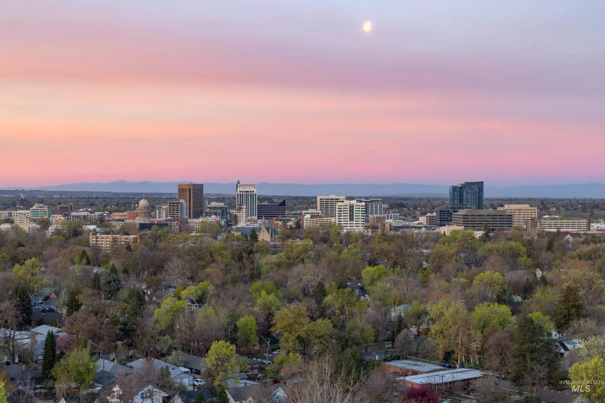 340 N Panorama Pl, Boise, ID 83702 - #1