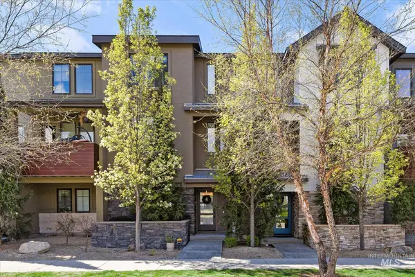 3693 E Parkcenter Blvd, Boise, ID 83716