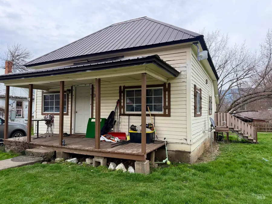 601 Maple St, Kamiah, ID 83536 - #3