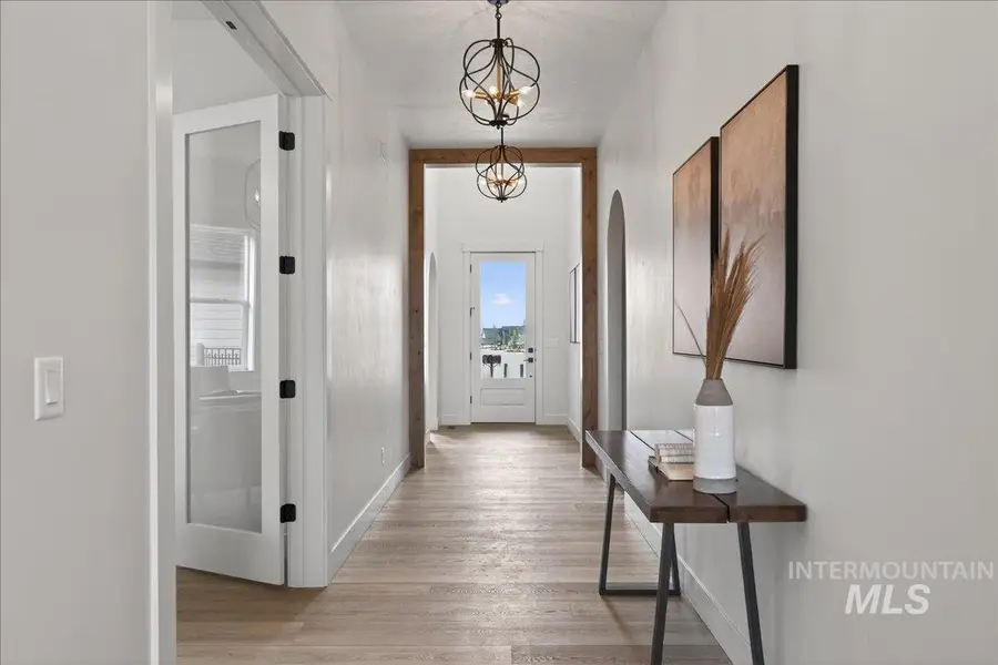 6518 W Flathead Lake St, Eagle, ID 83616 - #3