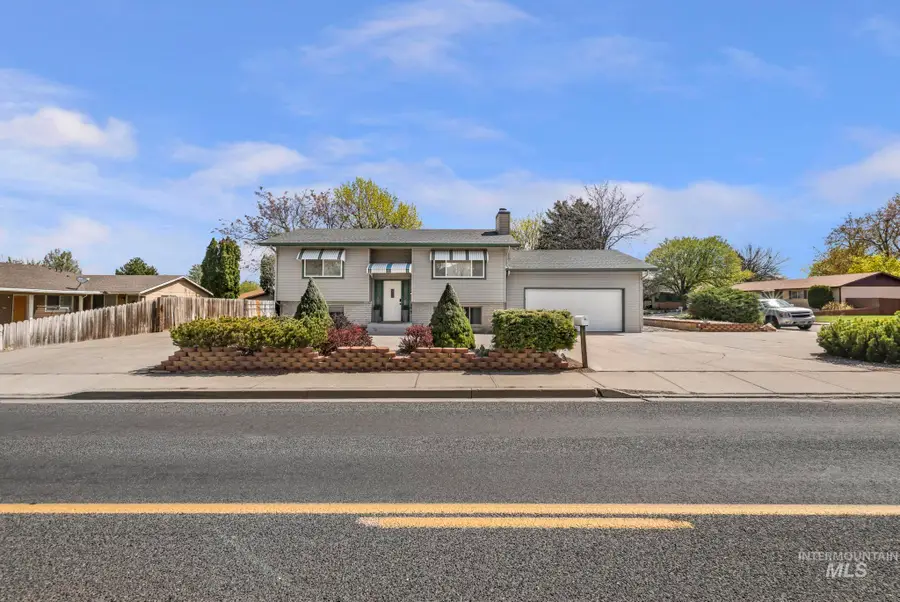 998 N Locust, Twin Falls, ID 83301 - #3